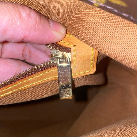 Louis Vuitton Monogram Cabas Messo - Picture 10 of 16